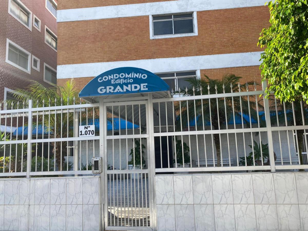 Praia Grande - Aviacao - Apto Estudio - 200 Mts Da Praia Екстериор снимка