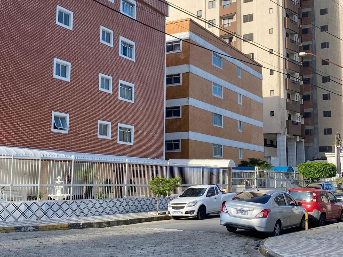 Praia Grande - Aviacao - Apto Estudio - 200 Mts Da Praia Екстериор снимка