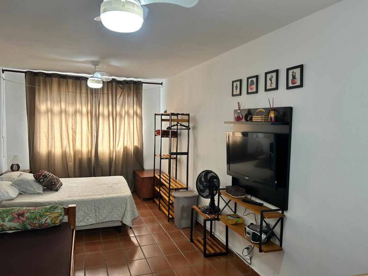 Praia Grande - Aviacao - Apto Estudio - 200 Mts Da Praia Екстериор снимка